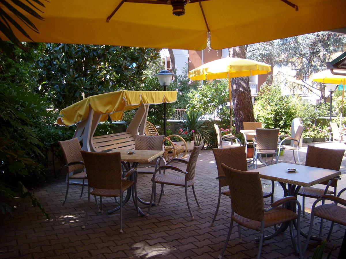 Hotel Giunchi Τσέρβια Εξωτερικό φωτογραφία